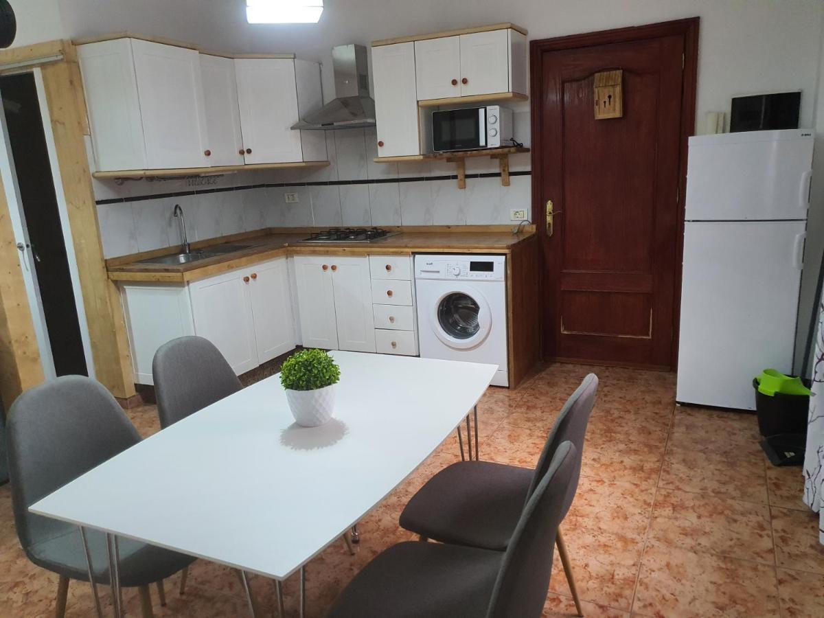 Apartamento Bajo Quintero Apartment Alcala  Ngoại thất bức ảnh